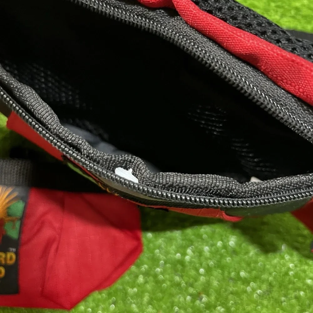 Vintage Fanny Pack Red‎ Hiking Outward HOUND  1990s Pet Gear Dog Park Logo NWOT